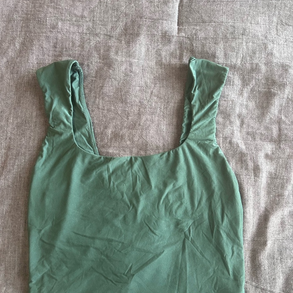 Aerie Green Sleeveless Crop Top